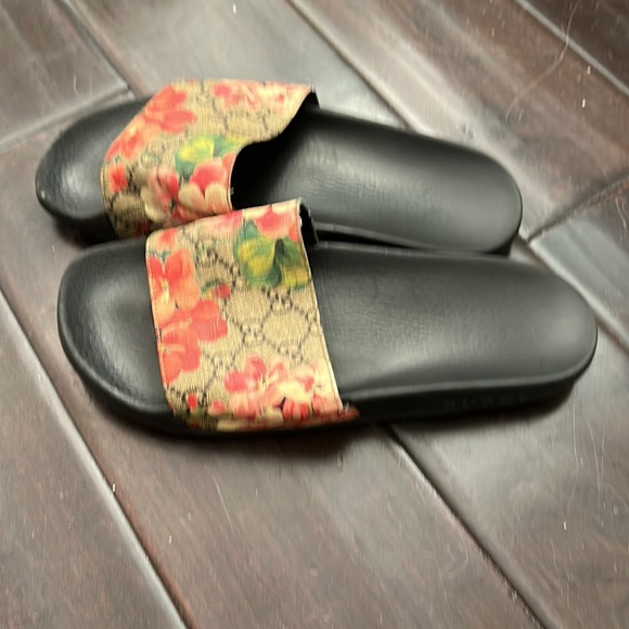 Gucci flower slides - Picture 2 of 2